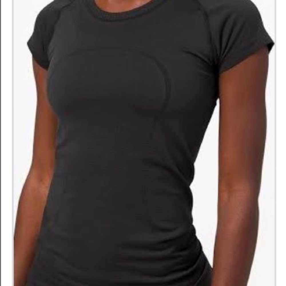 NWT Lululemon Swiftly Tech Crew